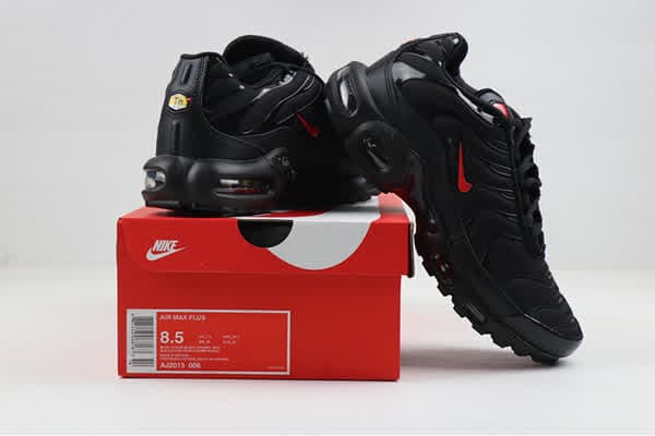 NIKE AIR MAX PIUS Colorful Series